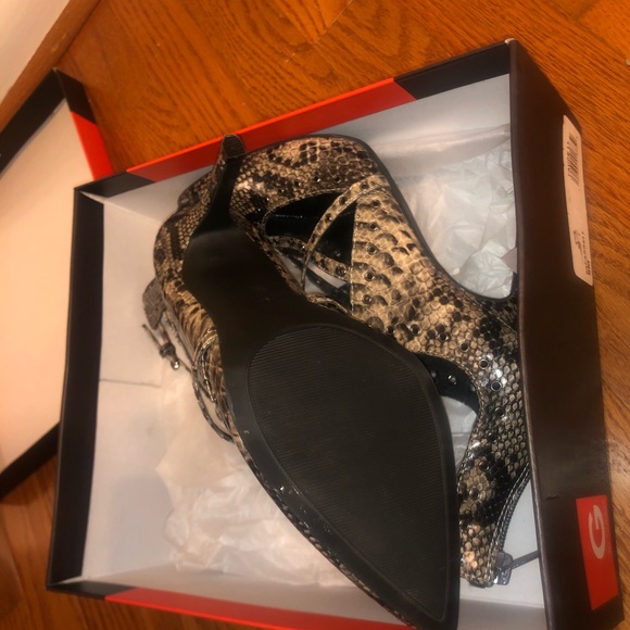 Guess heels - Picture 4 of 5